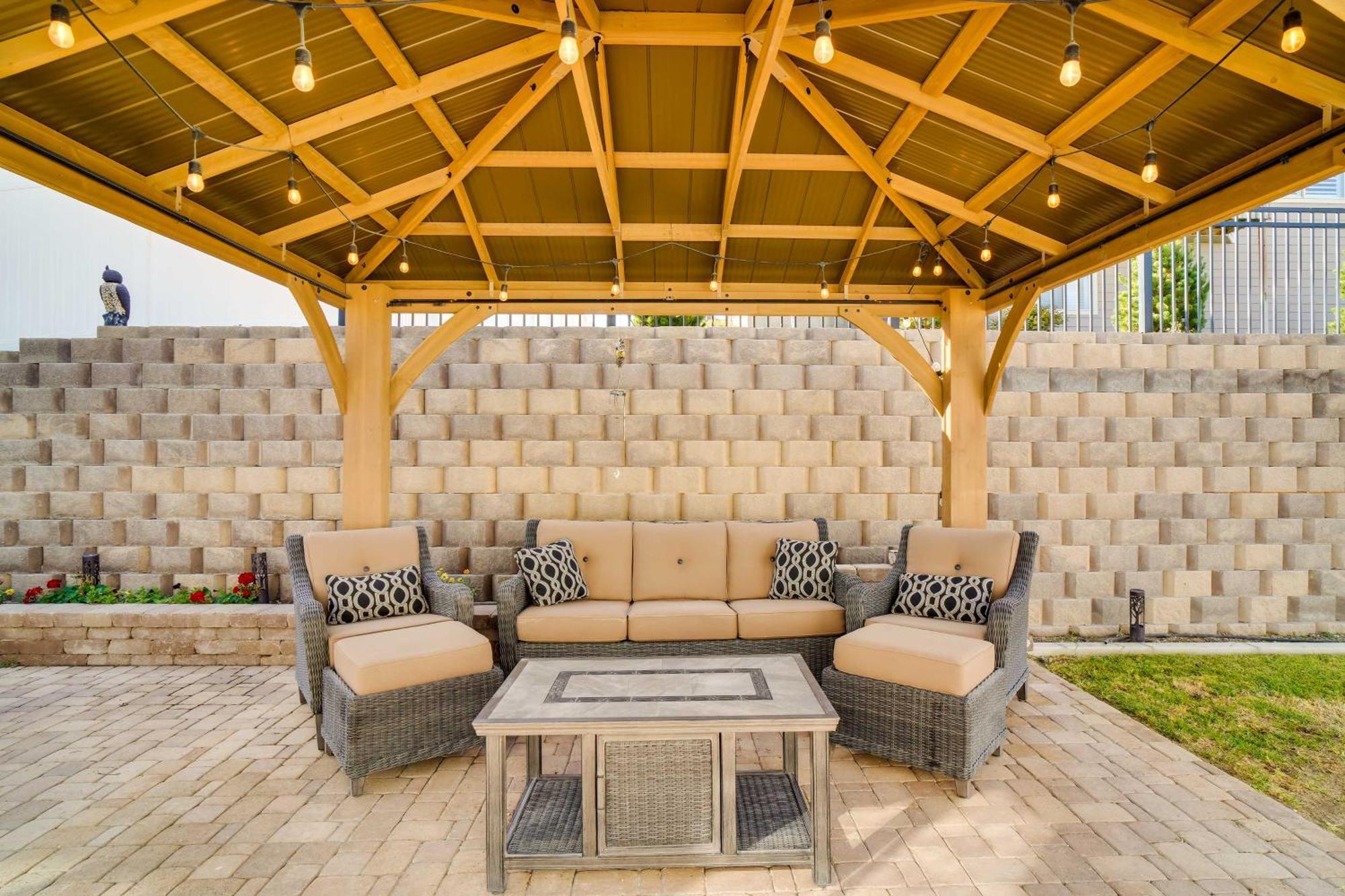 Contemporary Home With Grill Near Utah Lake! Saratoga Springs Exterior photo